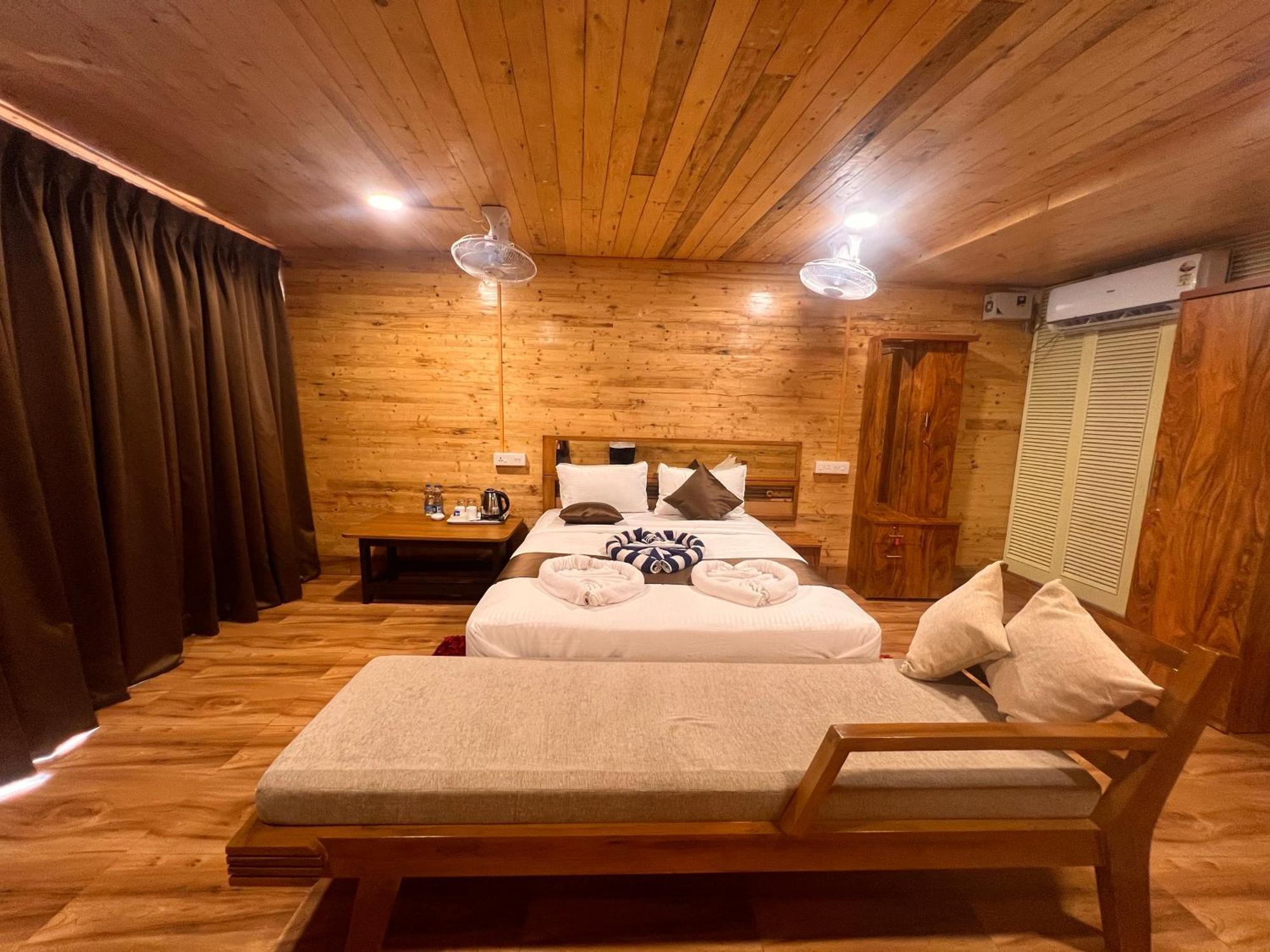Hotel Darsy Residency Agonda Exterior foto