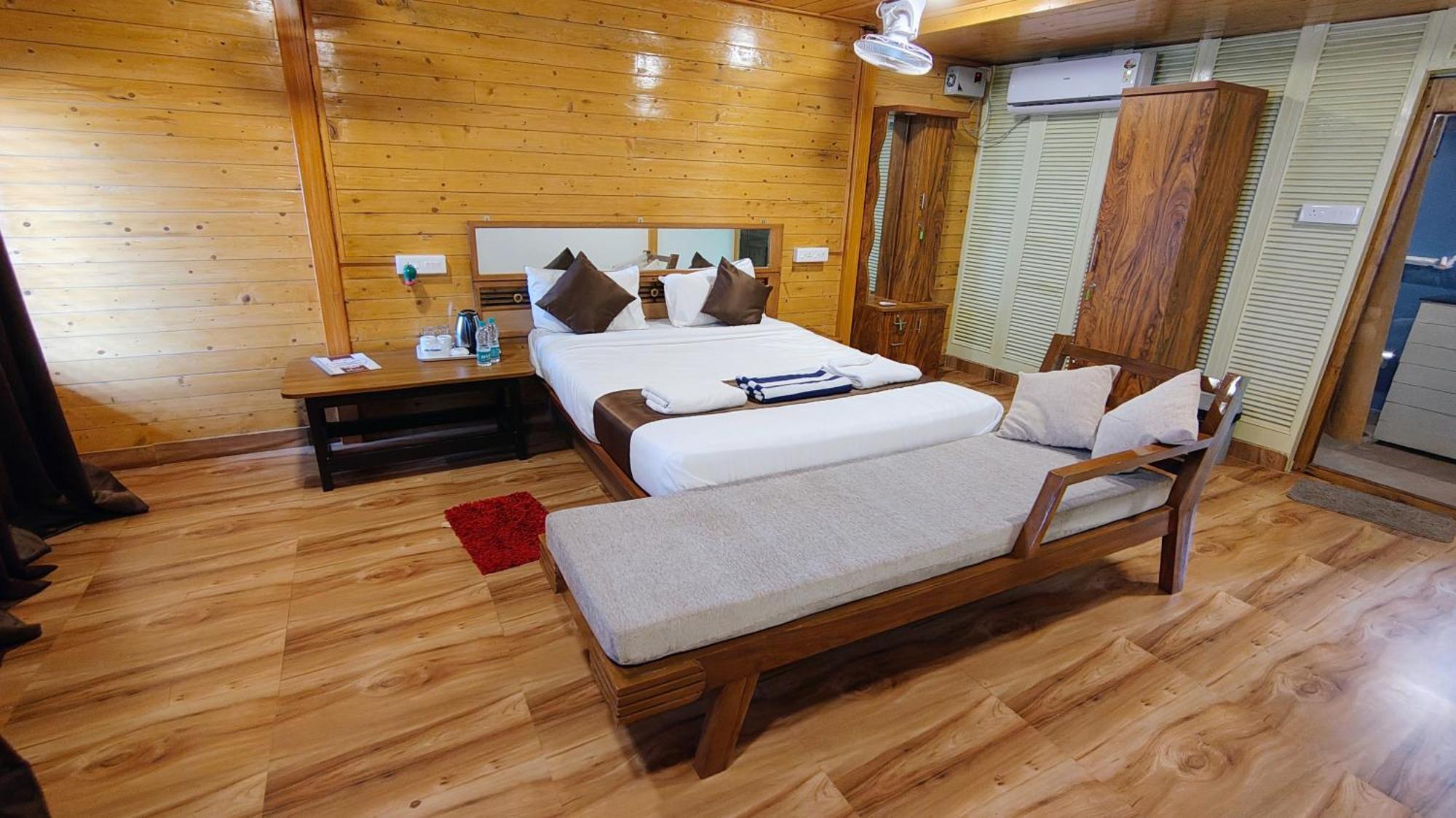 Hotel Darsy Residency Agonda Exterior foto